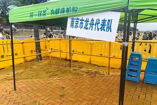 河床总监谈埃切维里转会曼城：这笔交易很好，他正在展示天赋